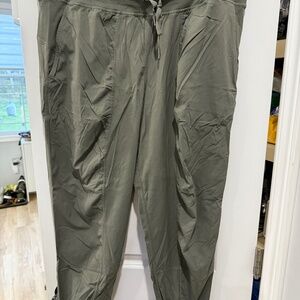 Lululemon Dance Studio Pant